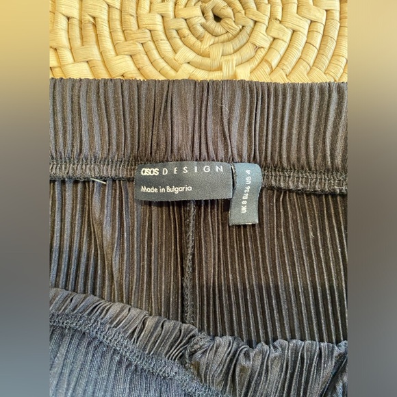 ASOS pants - Picture 4 of 4